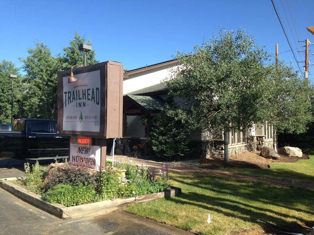 ווינטר פארק Trailhead Inn מראה חיצוני תמונה
